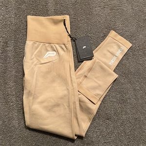 Beige Purdue Fitness leggings
